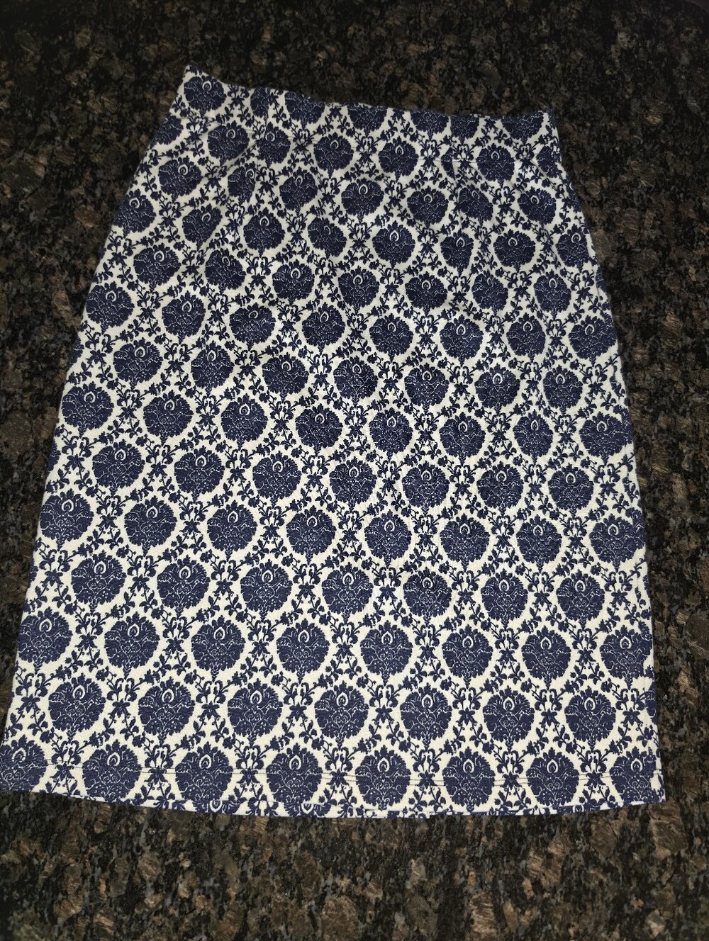 Downeast Basics Sz Medium Straight Skirt